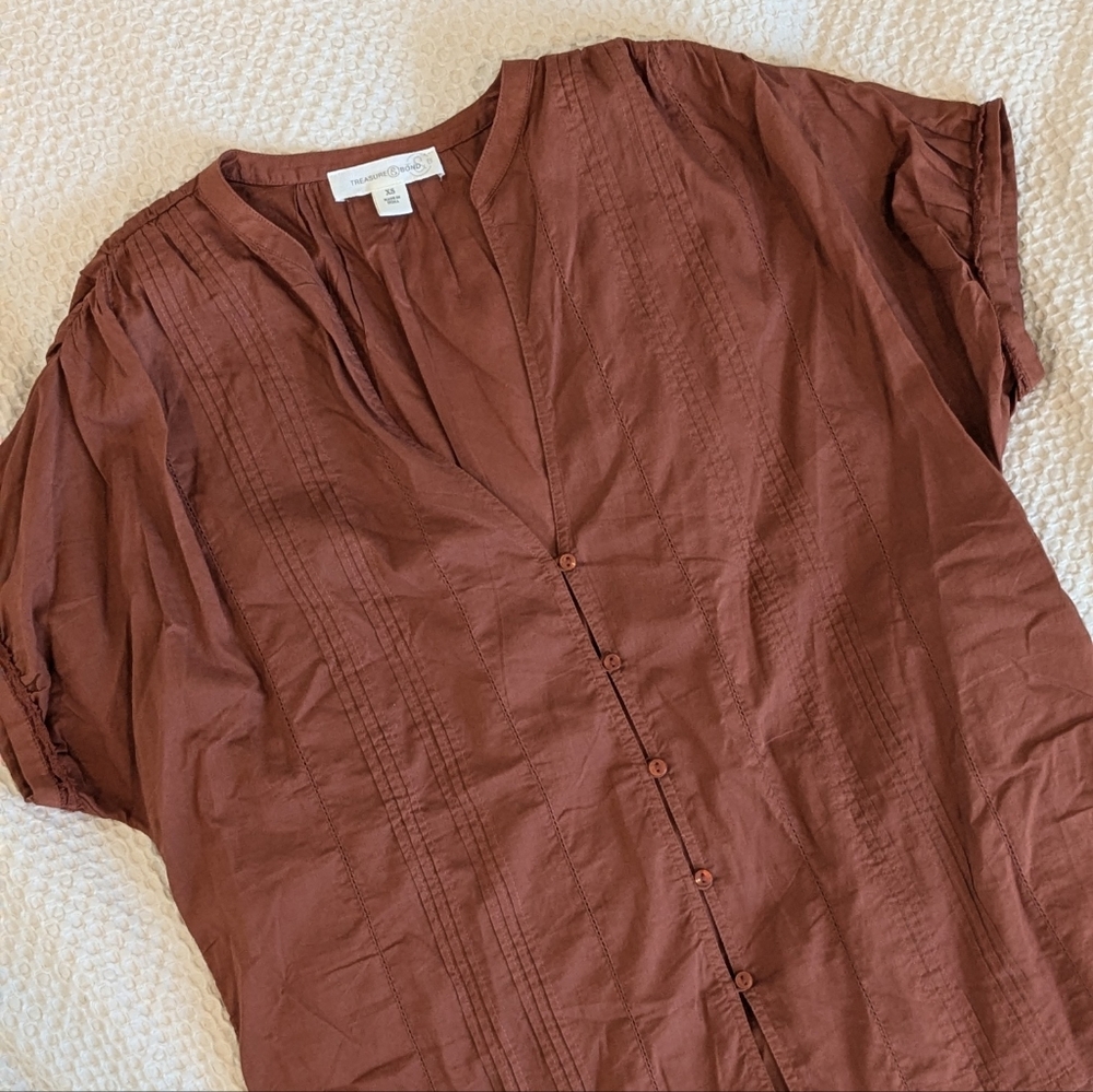 Treasure & Bond Brown Short Sleeve Blouse